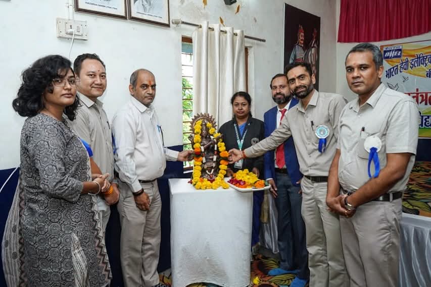 Inter-School Debate Competition🎙️