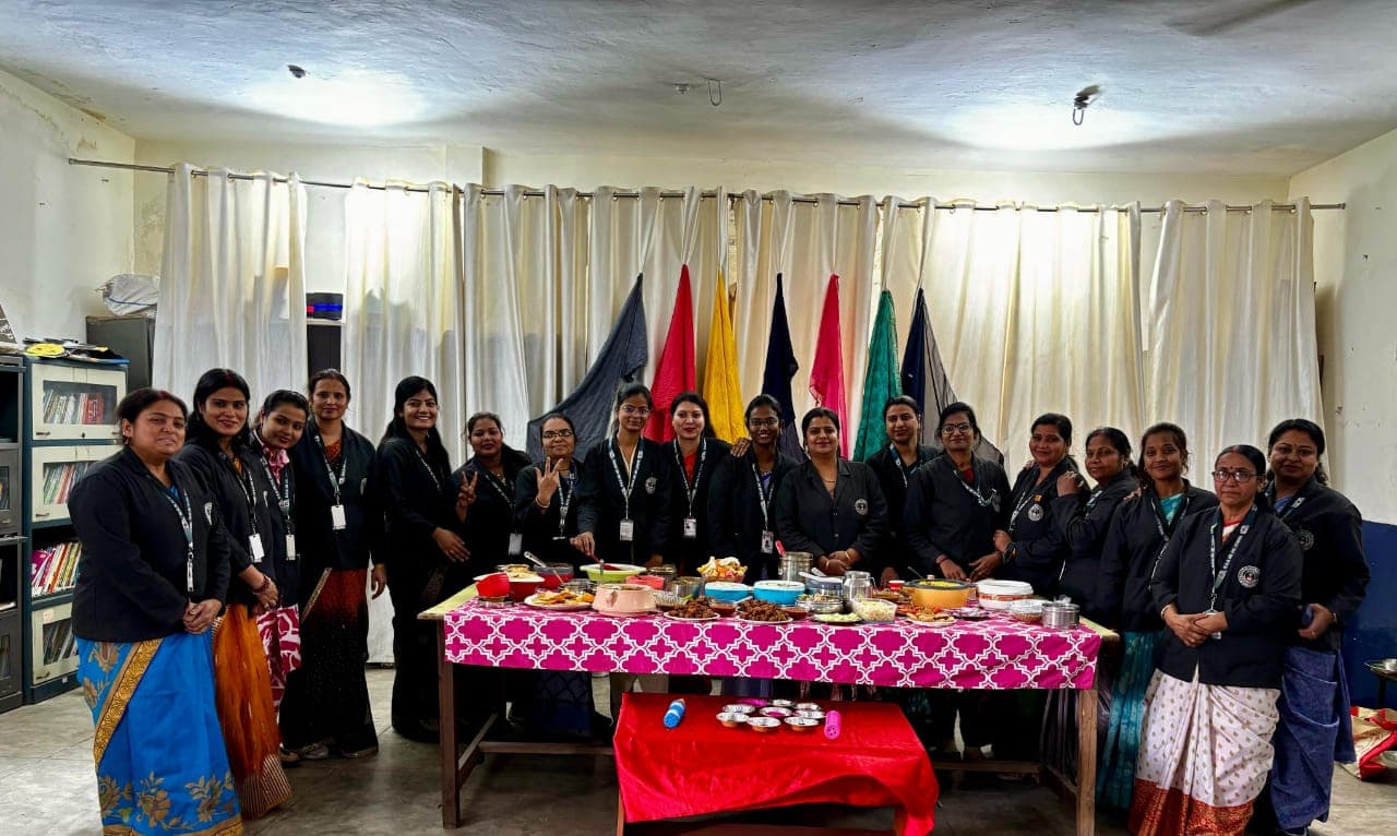 Holi Potluck Party ! 🎉🌈