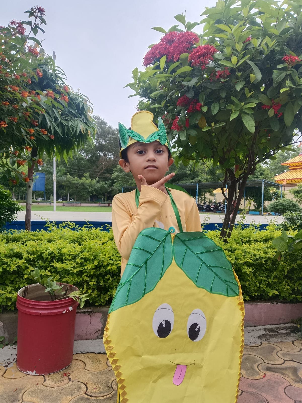 πAam ki mithas, nanhe kadmon ki pathshala!βπ