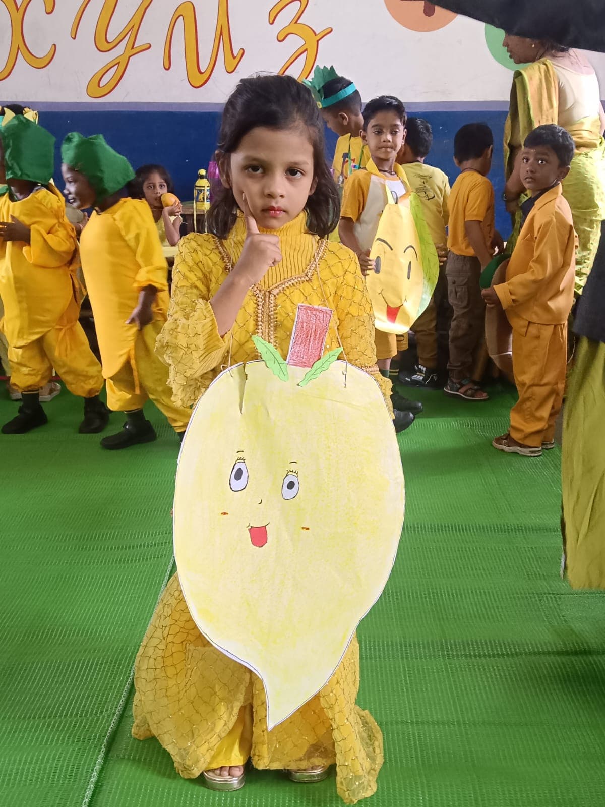 πAam ki mithas, nanhe kadmon ki pathshala!βπ