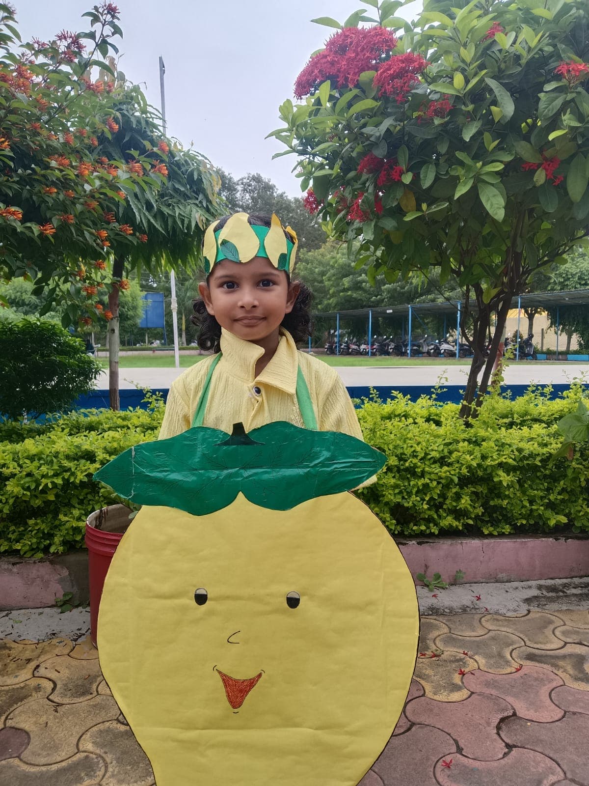 πAam ki mithas, nanhe kadmon ki pathshala!βπ