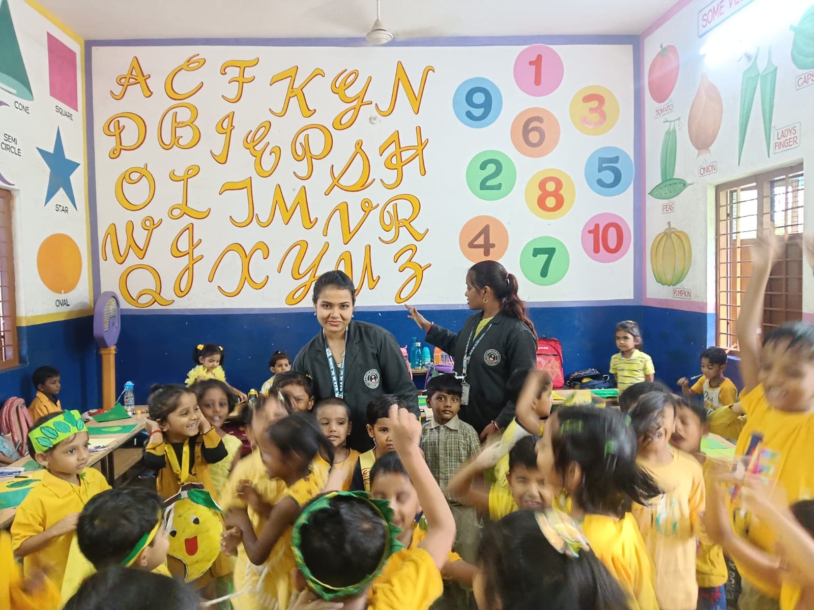 πAam ki mithas, nanhe kadmon ki pathshala!βπ